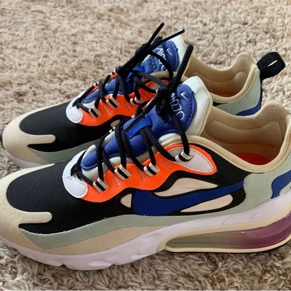 Nike Women’s Air Max 270 React - Picture 2 of 6